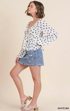 Load image into Gallery viewer, Black &amp; White Polka Dot Long Puff Sleeve Top
