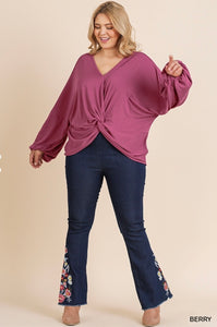 Plus Berry Center Knot Top