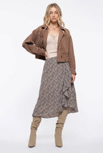Load image into Gallery viewer, Cocoa Corduroy Jacket
